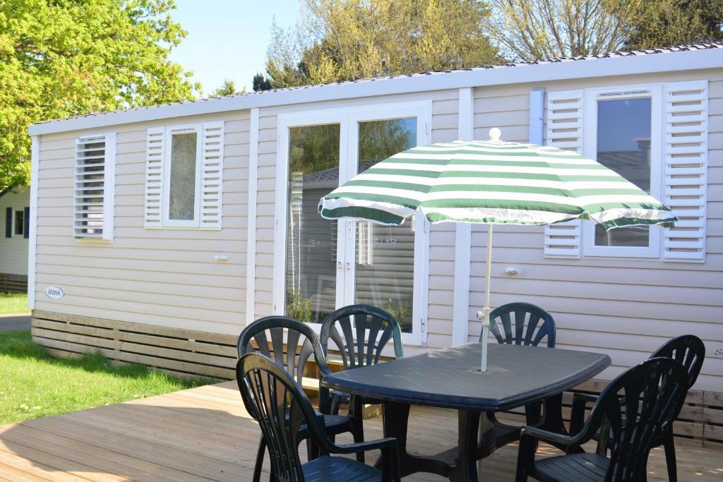 Camping La Touesse 상 루네어 객실 사진